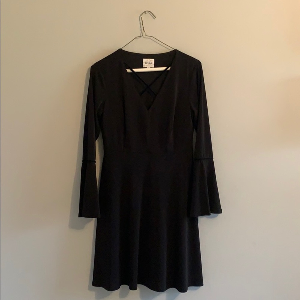 Black v neck dress with tapered sleeves
